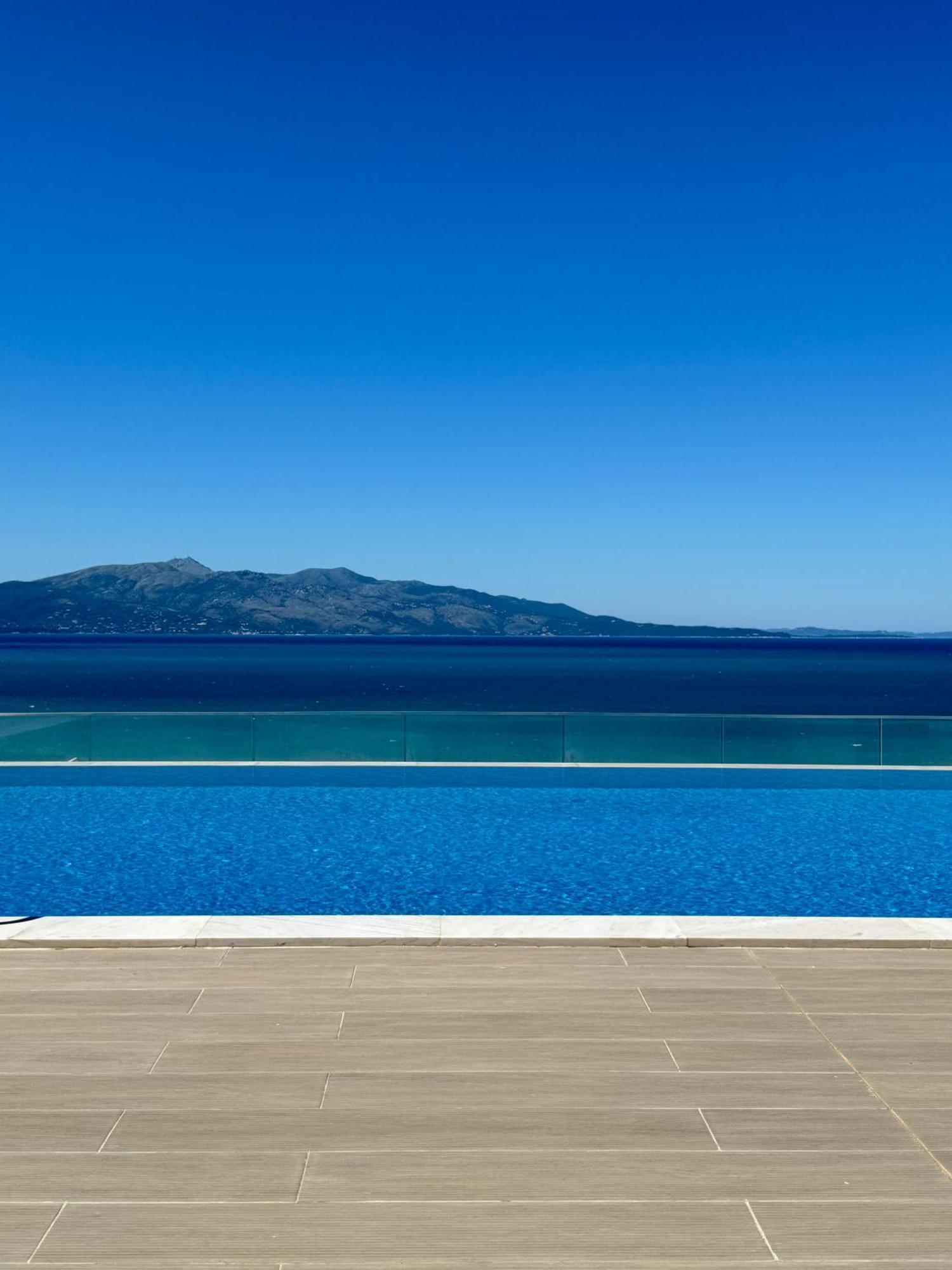 The Queen'S Lion Premium Hotel Sarandë Exterior foto